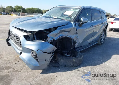 2021 Toyota Highlander Platinum from USA, damaged, VIN 5TDFZRAHXMS041022